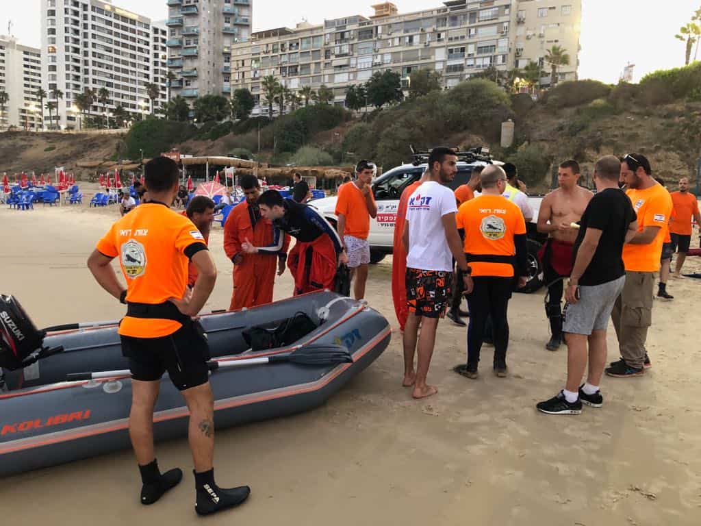 החיפושים נמשכים כל הלילה, צילום: באדיבות דוברות זק"א
